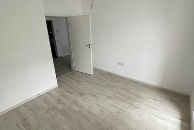 Apartament cu 3 camere în Central - 3