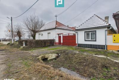 Casă cu 4 camere în Remetea Mică - 4