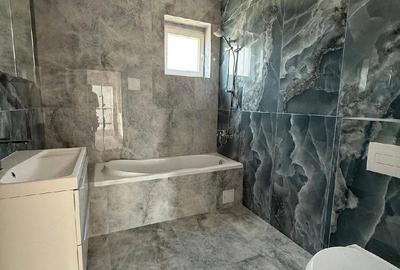 Casă cu Teren 450 Mp în Central - 2