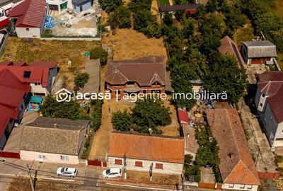 Casă individuală cu 14 camere cu Canalizare în Micălaca - 2