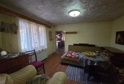 Casă cu 5 camere cu Canalizare în Adjud - 17