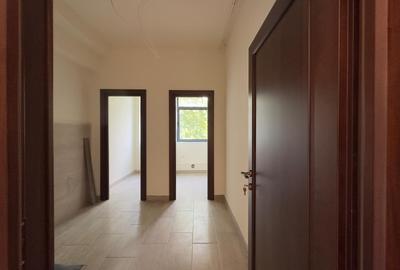 Birou, de 190 mp, în Baza 3 - 13