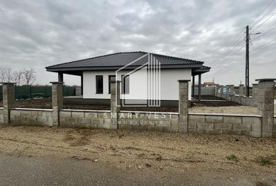 Casă individuală cu 3 camere cu Canalizare în Lazuri - 26