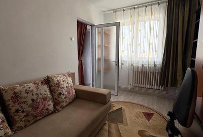 Apartament cu 3 camere semidecomandat în Alexandru cel Bun - 4