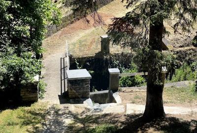 Hotel-baza de tratament, edificat in zona cu ape sulfuroase - 2