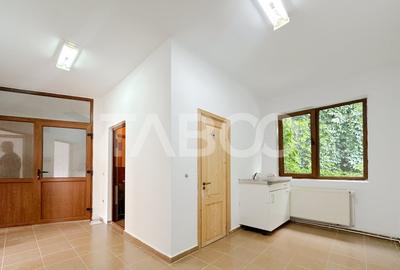 Apartament cu 2 camere decomandate in Centru pretabil si pentru birou - 4