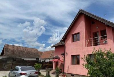 Casa de vanzare complet mobilata si utilata in Albesti, Sighisoara - 2