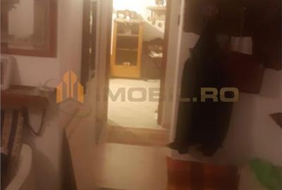 Apartament cu 4 camere decomandat, mobilat în Alexandru cel Bun - 2