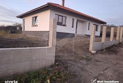 Casă cu 3 camere cu Teren 1000 Mp în Jucu - 14