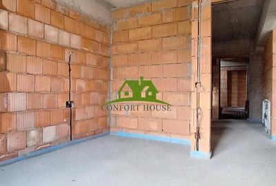 Apartament cu 3 camere decomandat în Traian - 10