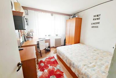 Apartament cu 3 camere semidecomandat în Zimbru