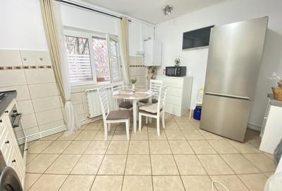 Apartament cu 2 camere decomandat în 13 Septembrie - 4