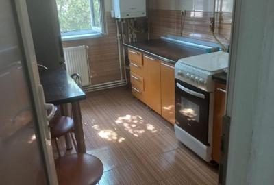 Apartament cu 2 camere decomandat în Casa de Cultură - 8