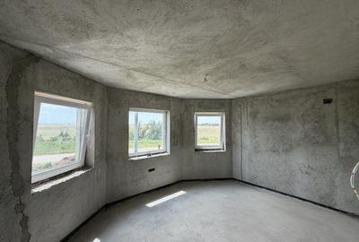 Casă cu 4 camere în Aluniș - 4