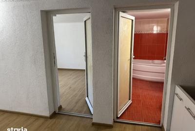 Apartament cu 2 camere în Micro 16 - 3