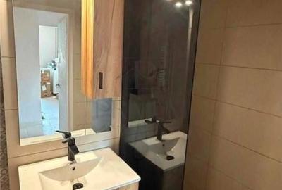 Apartament cu 2 camere decomandat în Olimpia-Stadion