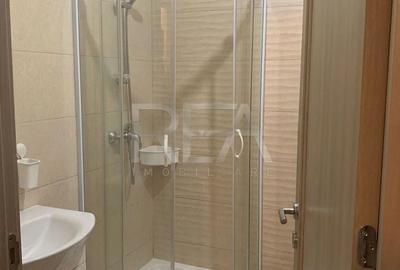Apartament cu 2 camere decomandat în Roșu