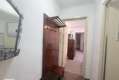 Apartament cu 2 camere semidecomandat în Tractorul - 3