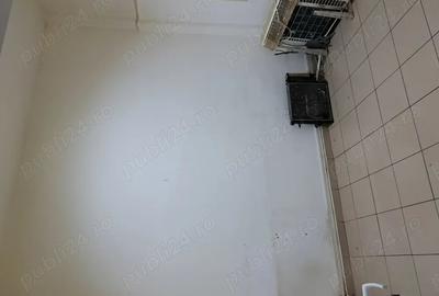 Spațiu comercial, de 100 mp, în Micro 14 - 2