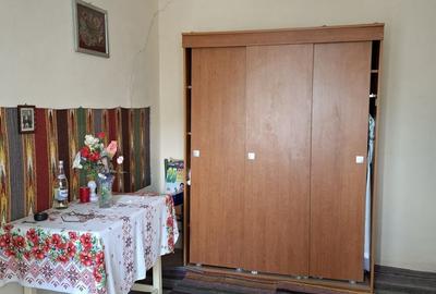 Casă cu 4 camere în Central - 2
