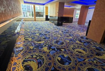 Spațiu comercial, de 215 mp, în Central