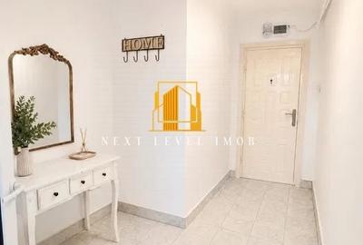 Apartament cu 3 camere semidecomandat în Craiovei