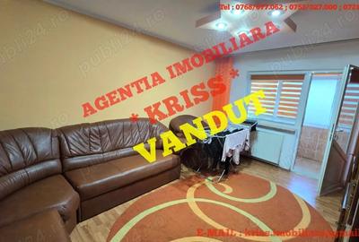 Apartament cu 4 camere decomandat în Găvana - 2