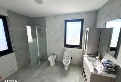 Casă cu 4 camere cu Teren 600 Mp în Bucium