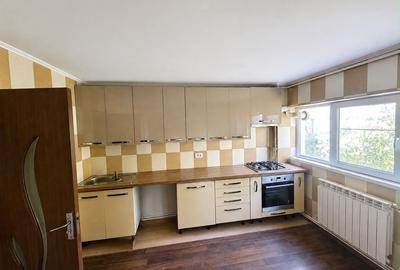 Apartament cu 2 camere decomandat în Exterior Vest