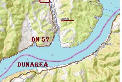 Teren de 5200 mp, în Eșelnița
