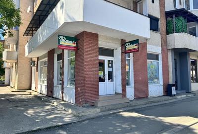 Spațiu comercial, de 106 mp, în Central - 3