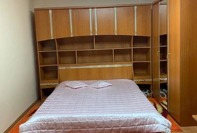 Apartament cu 2 camere decomandat în 1 Mai