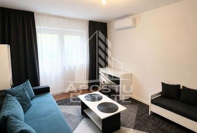Apartament cu 2 camere semidecomandat, mobilat în Dâmbovița