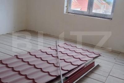 Casă cu 5 camere cu Teren 100 Mp în Central
