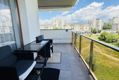 Apartament cu 3 camere semidecomandat, mobilat în Între Lacuri - 9