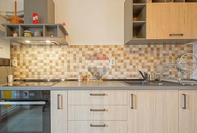 Apartament cu 2 camere decomandat, mobilat în Tractorul