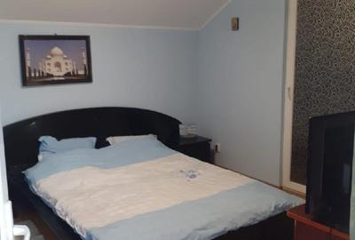 Casă cu 6 camere cu Teren 400 Mp în Călimănești