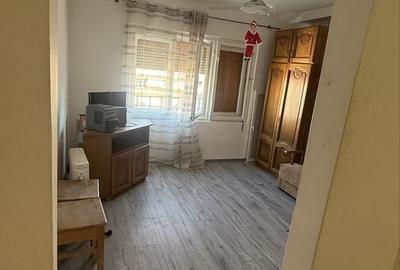 Garsonieră decomandată în Ampoi 1 - 3