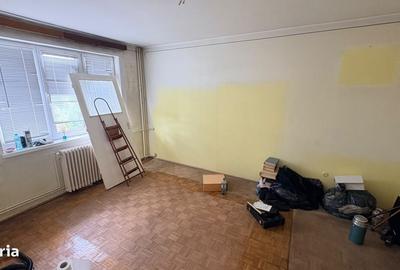 Apartament cu 2 camere decomandat în Central - 2