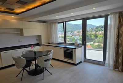 Apartament cu 2 camere decomandat, mobilat în Centrul Istoric