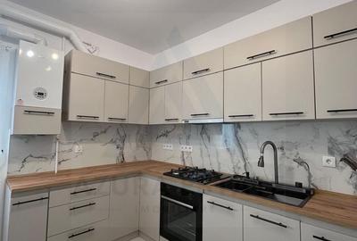 Apartament cu 2 camere decomandat, mobilat în Vest