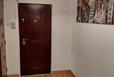 Apartament cu 3 camere decomandat în Drumul Găzarului - 8