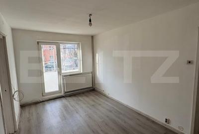 Apartament cu 2 camere semidecomandat în Dâmbu Pietros