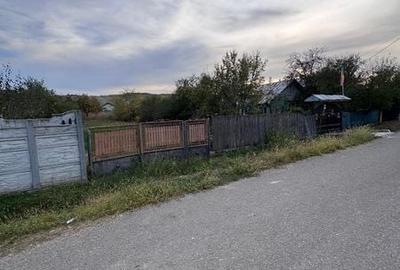 Teren de 623 mp, în Podenii Noi