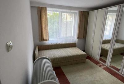 Apartament cu 2 camere decomandat în Precista