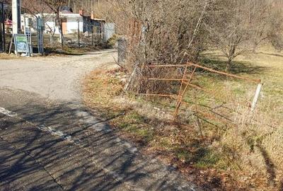 Teren de 1800 mp, în Central - 2