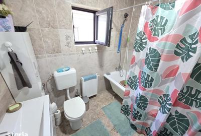Casă cu 3 camere cu Teren 239 Mp în Petrăchioaia