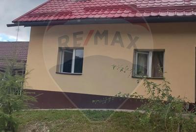 Casă cu 4 camere în Brașovul Vechi