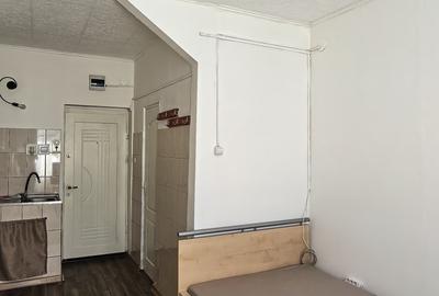 Garsonieră semidecomandată în Calea București