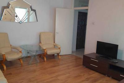 Apartament cu 2 camere decomandat în George Enescu